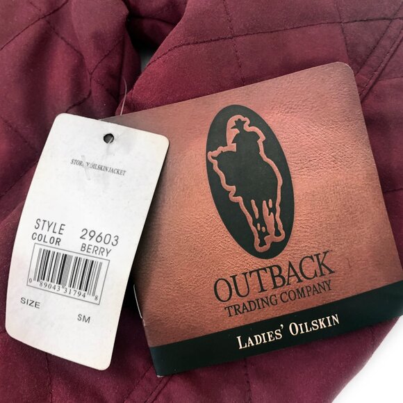OUTBACK Trading Co. Women’s Stormy Oilskin Quilted Jacket 29603 in Berry Size S - Picture 8 of 9